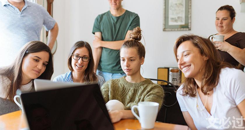 文必过降AIGC,文必过免费论文改重,文必过智能论文降重系统